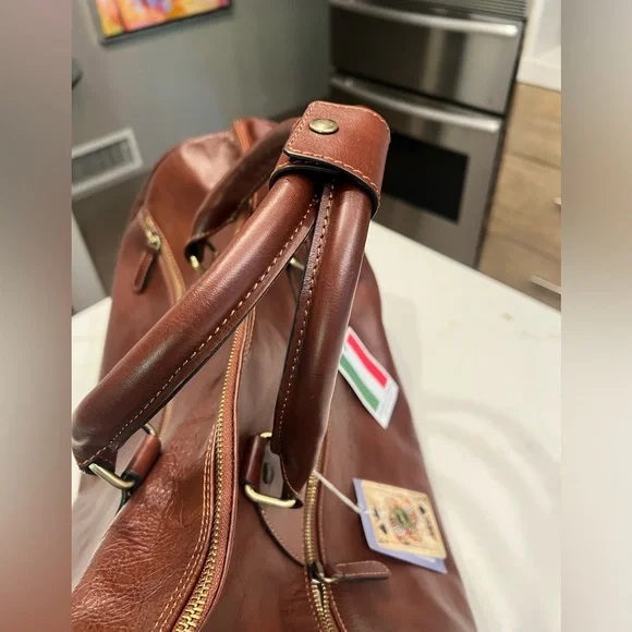 🆕 Lucaldo Firenze Leather Duffle Bag - Picture 14 of 17